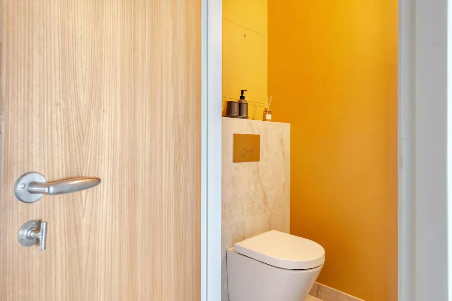 180 Sqm 5Br Apartment With Stunning View In Oestermalm Stockholm
